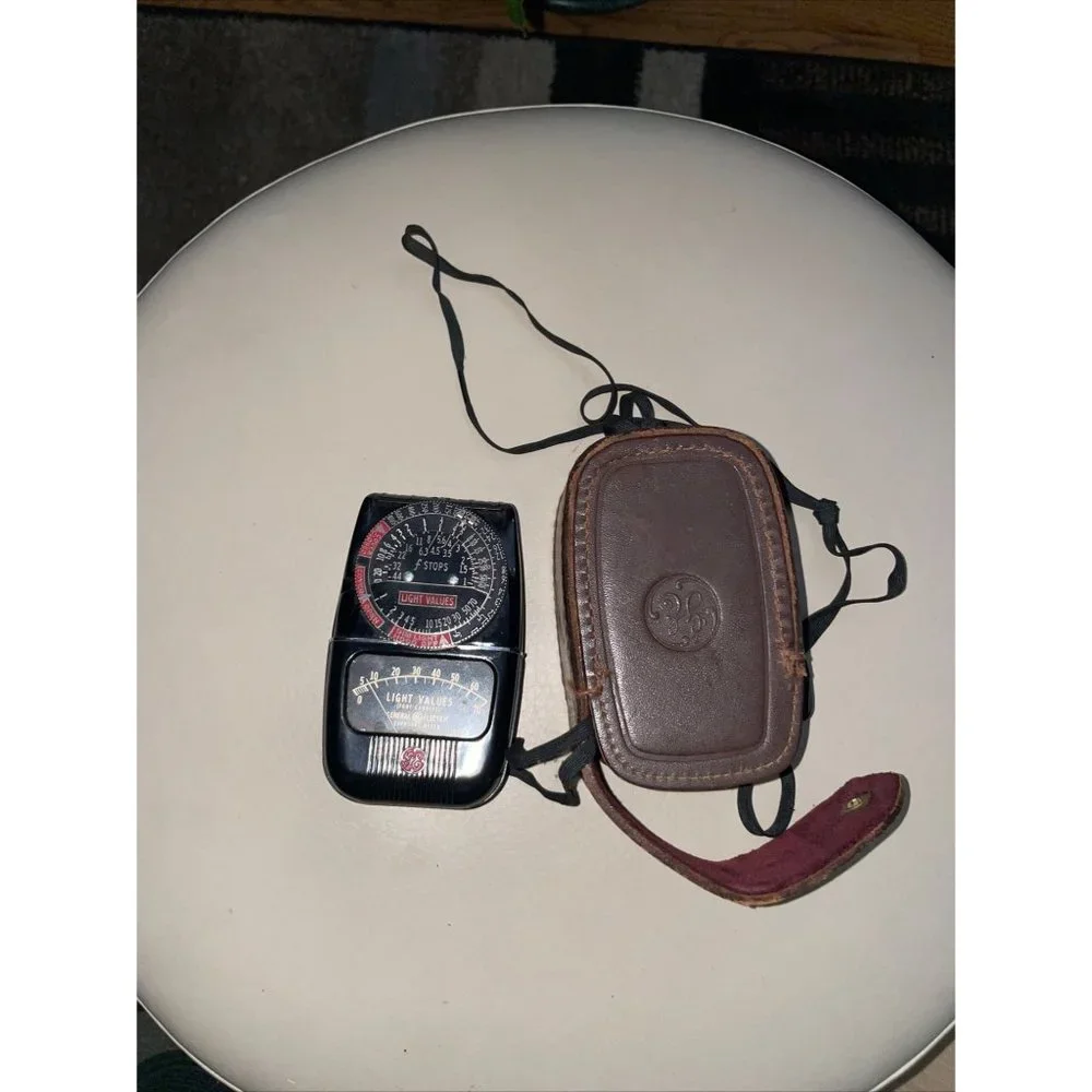 Vintage GE Light/Exposure Meter W/ Original Case Photography